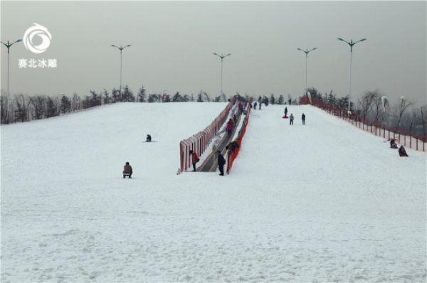 滑雪場建設(shè).jpg
