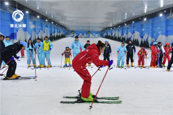 室外滑雪場(chǎng)建設(shè)
